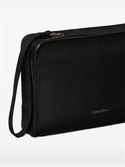 Borsetto uomo Calvin Klein nero con laccio Calvin Klein | LV04D1153GUB1